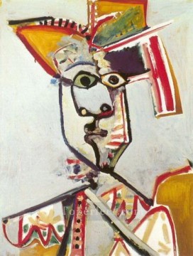 boy holding a flute Painting - Bust of Man E la flute 1971 cubism Pablo Picasso